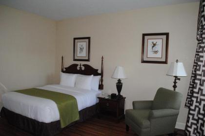 Merry Acres Inn - image 3