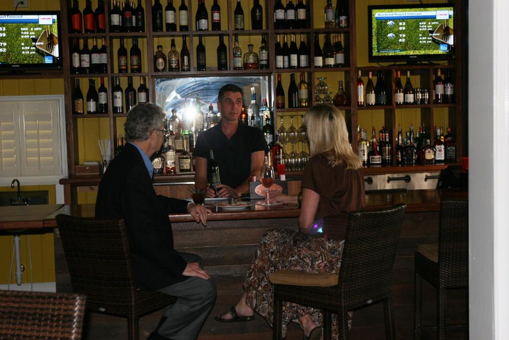 Merry Acres Inn - image 5