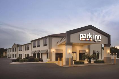 Park Inn by Radisson Albany - image 1