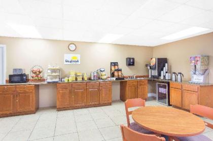Days Inn by Wyndham Albany - image 14