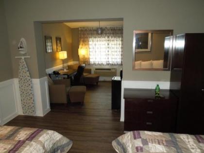 Super 8 by Wyndham Albany - image 2