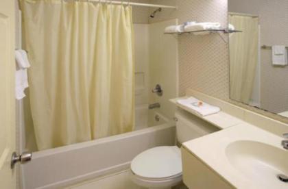 America's Best Value Inn and Suites Albemarle - image 7