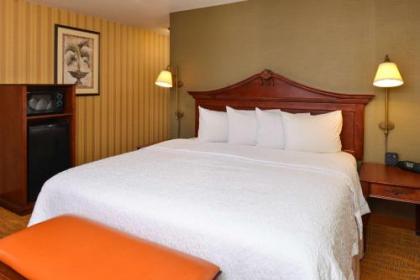 Hampton Inn & Suites Albuquerque-Coors Road - image 2