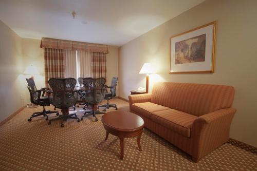 Hilton Garden Inn Albuquerque Uptown - image 4