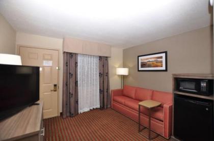 Best Western Plus Executive Suites Albuquerque - image 5