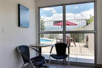 Motel 6-Albuquerque NM - Midtown - image 3