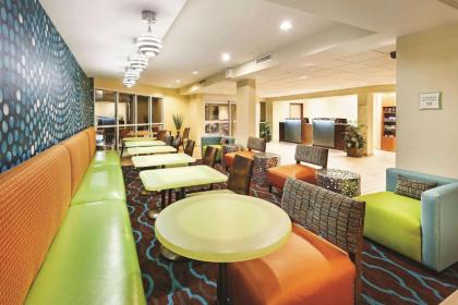 La Quinta by Wyndham Knoxville Airport - image 8