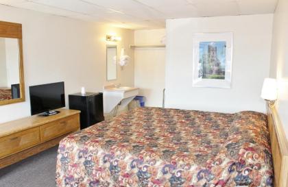 Otter Creek Inn - image 11