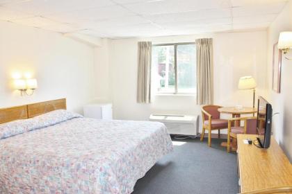 Otter Creek Inn - image 4