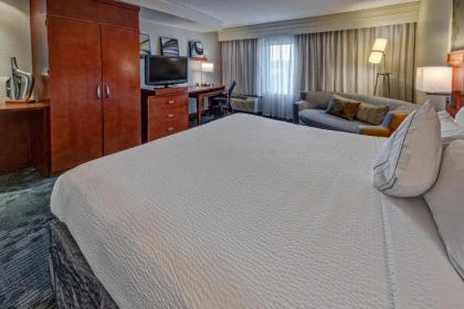 Courtyard by Marriott Alexandria - image 5