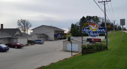 Algoma Beach Motel - image 1
