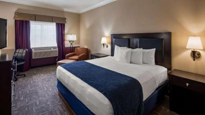 Best Western Greenfield Inn - image 19