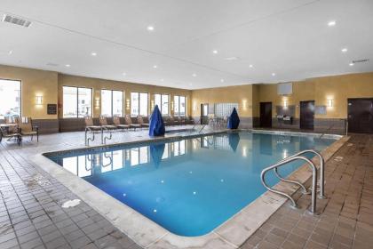 Comfort Inn & Suites Allen Park/Dearborn - image 12