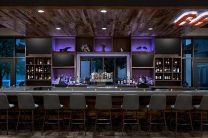 Marriott Dallas Allen Hotel & Convention Center - image 3