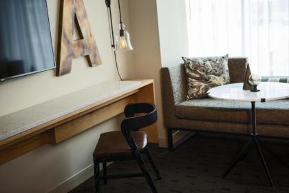 Renaissance Allentown Hotel - image 3