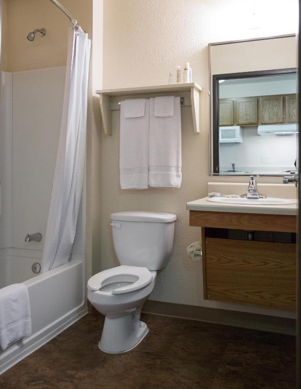 WoodSpring Suites Allentown - image 2