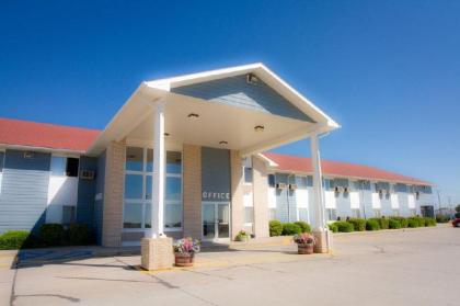 Alliance Hotel And Suites - image 6