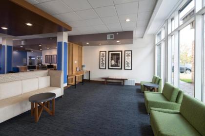 Holiday Inn Express & Suites Alpena - Downtown an IHG Hotel - image 12