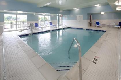 Holiday Inn Express & Suites Alpena - Downtown an IHG Hotel - image 15