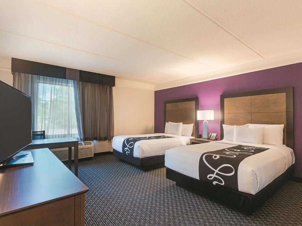 La Quinta by Wyndham Atlanta Alpharetta - image 7