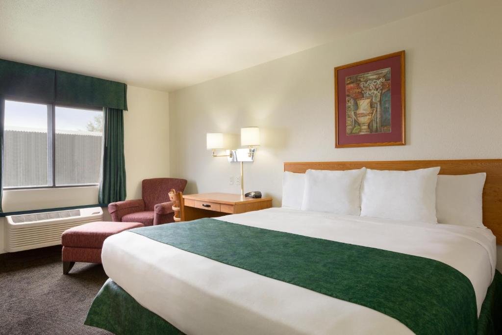 Travelodge by Wyndham Alpine - image 5