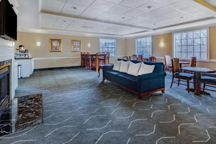 Days Inn by Wyndham Alta Vista - image 15