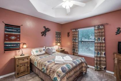 Alto Family Escape 4 Bedrooms Sleeps 8 Hot Tub Pool Table Games - image 11