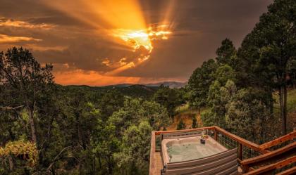 Neeley mountain House 2 Bedroom Sleeps 4 Hot tub Wood Burning Fireplace Alto