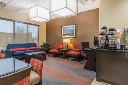 Comfort Inn Alton - image 11