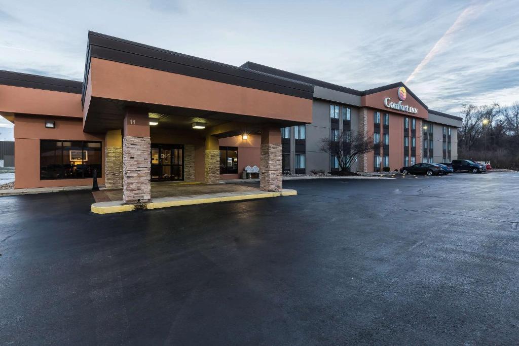 Comfort Inn Alton - image 4