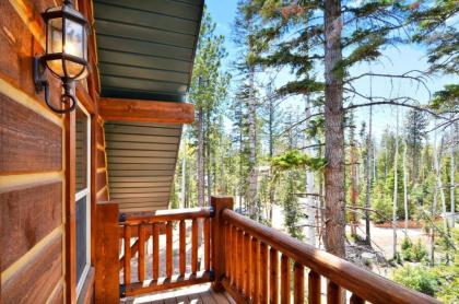 Moccasin Lodge - image 9