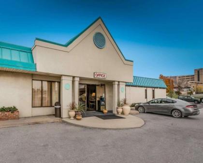 Econo Lodge Altoona I 99 Altoona