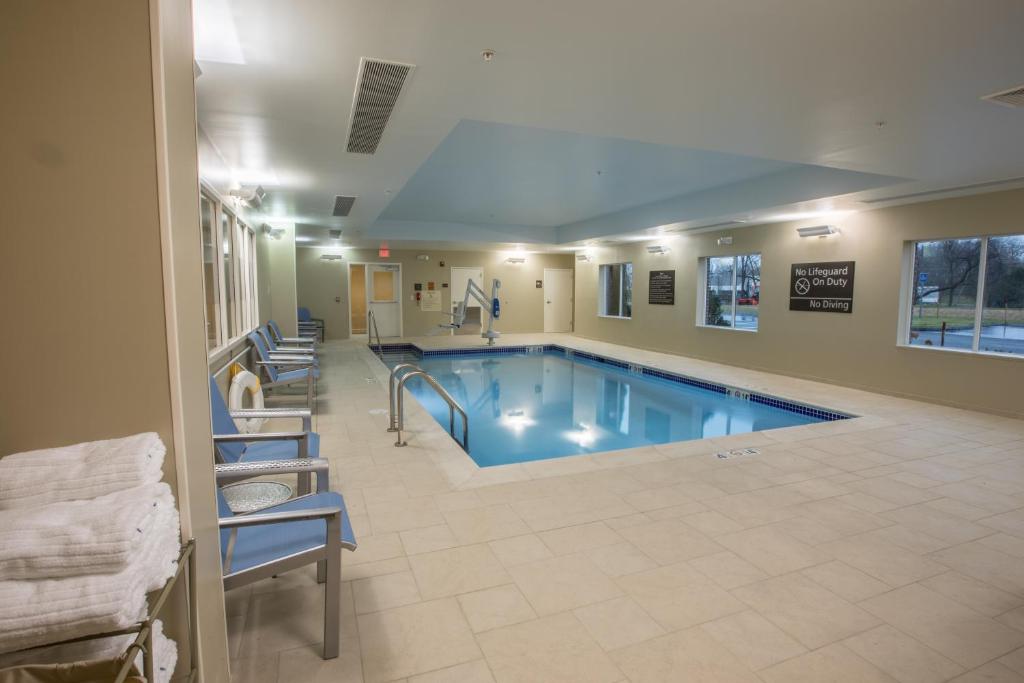 Hampton Inn by Hilton Amesbury MA - image 5
