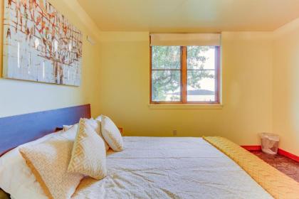 Driftwood Retreat - image 2