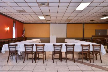 Castle Inn & Suites Anadarko - image 13