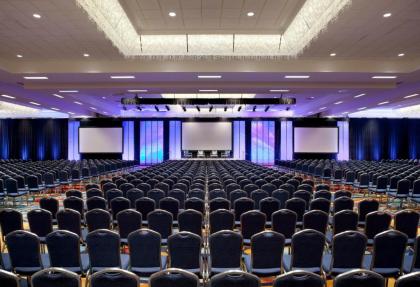 Anaheim Marriott - image 9