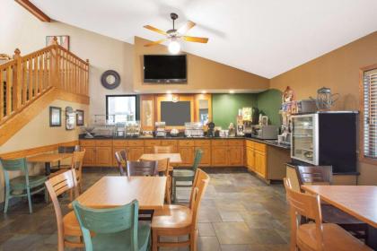 AmericInn by Wyndham AnkenyDes moines