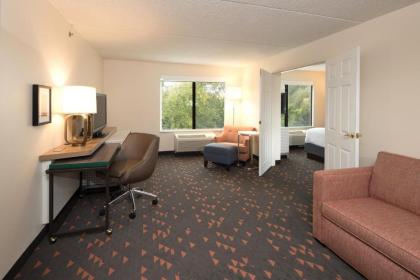 Holiday Inn Hotel & Suites Ann Arbor University of Michigan Area an IHG Hotel - image 6