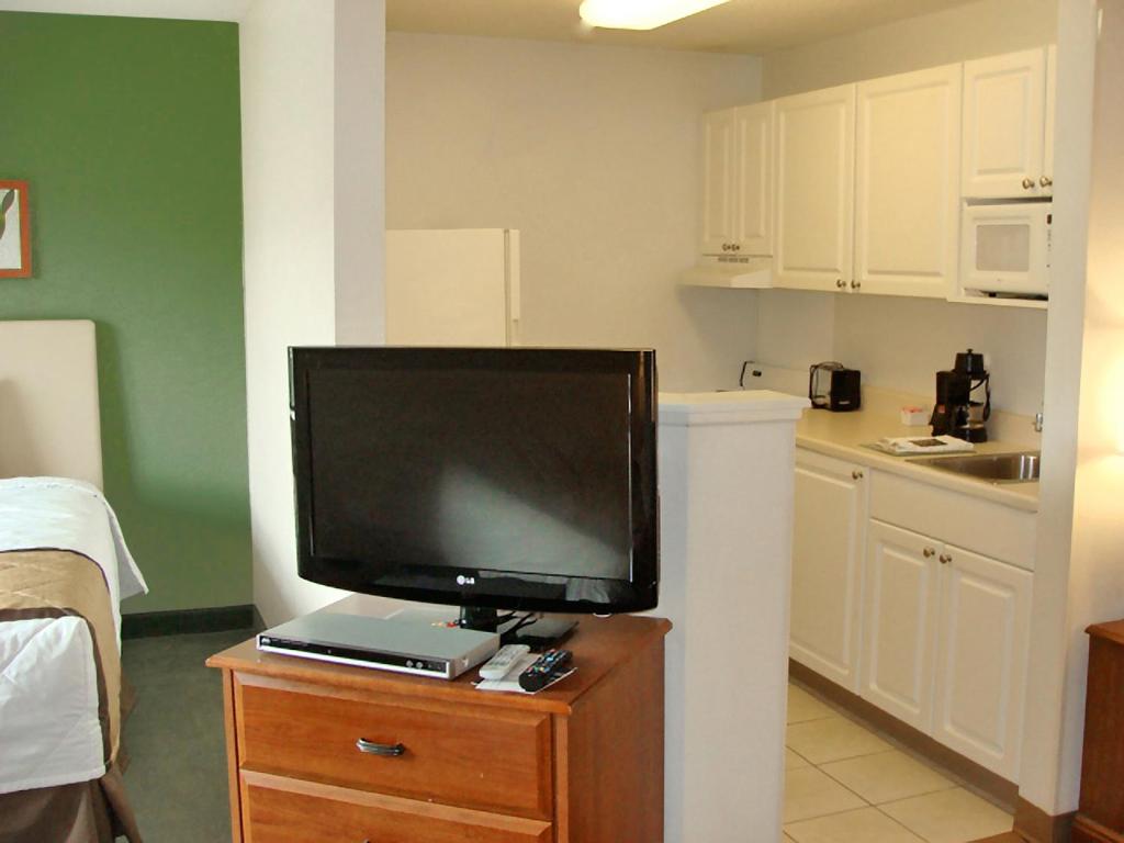 Extended Stay America Suites - Detroit - Ann Arbor - University South - image 6