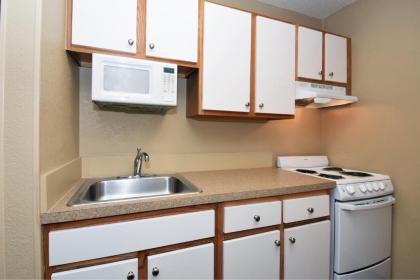 Extended Stay America Suites - Detroit - Ann Arbor - University South - image 9