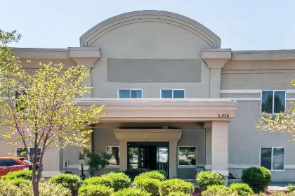 Quality Inn & Suites Ann Arbor Hwy 23 - image 15