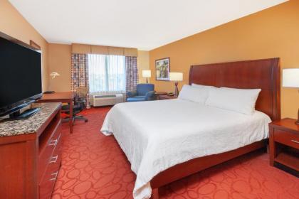 Hilton Garden Inn Ann Arbor - image 9