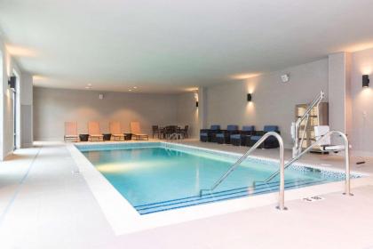 Hyatt Place Ann Arbor - image 9