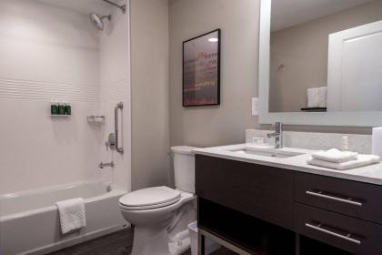 TownePlace Suites by Marriott Clinton - image 9