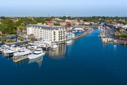 Annapolis Waterfront Hotel Autograph Collection - image 12