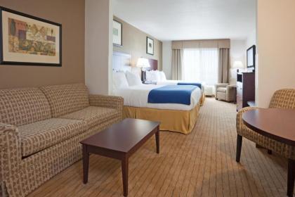Holiday Inn Express Hotel & Suites Antigo an IHG Hotel - image 8