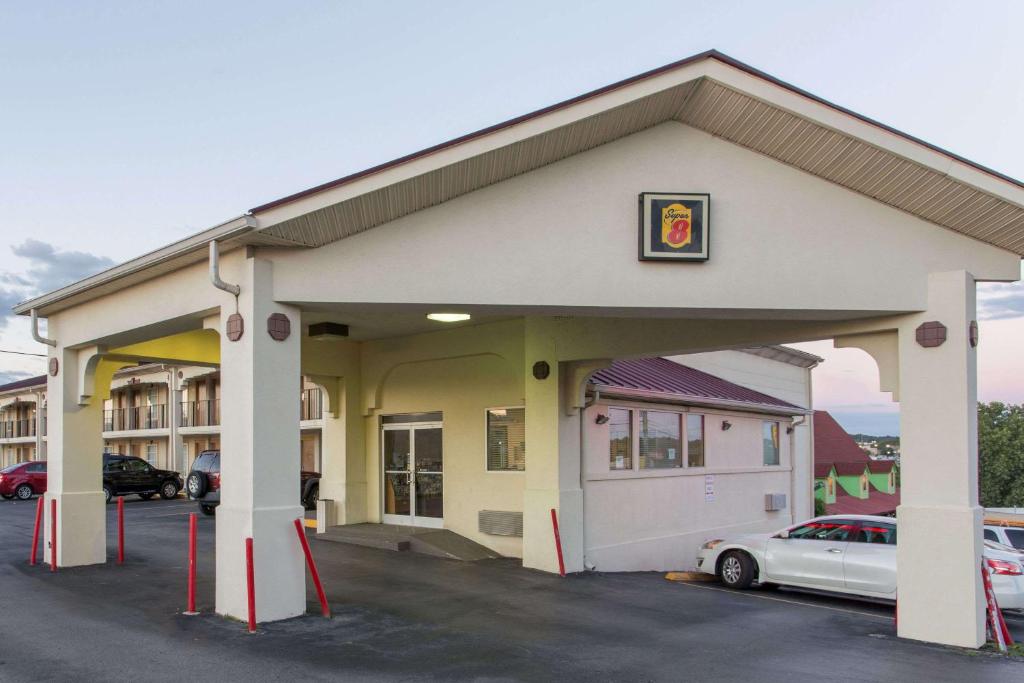 Super 8 by Wyndham Antioch/Nashville South East - main image