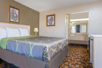 Super 8 by Wyndham Antioch/Nashville South East - image 11