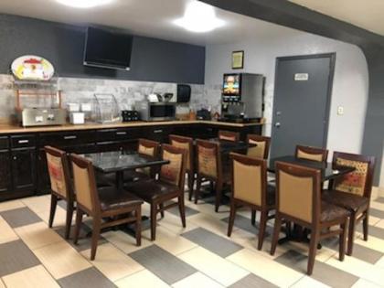 Super 8 by Wyndham Antioch/Nashville South East - image 15