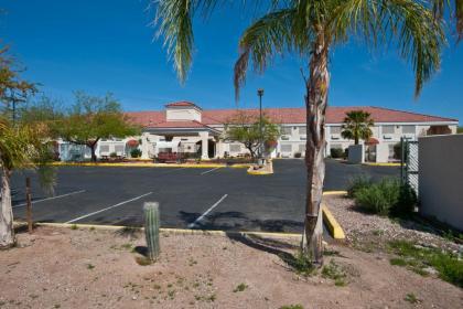 Motel 6-Apache Junction AZ - image 11